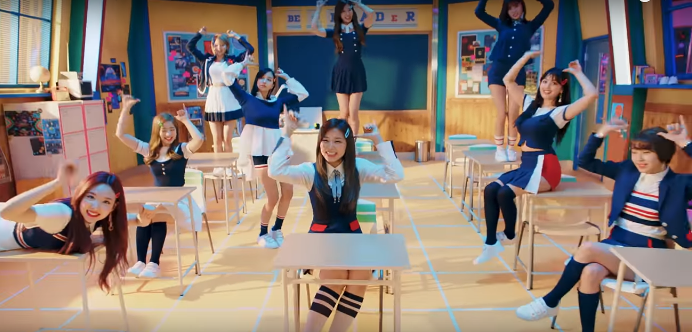 Watch Twice Is Back With Fun New Signal Mv What The Kpop
