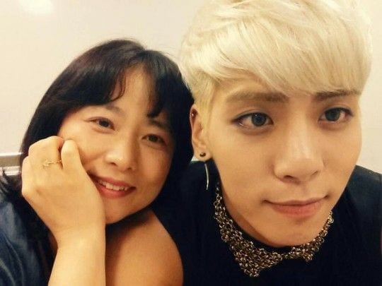 Luftpost Perfervid robot 8 Precious Kpop Idols Who Love Their Moms - What The Kpop