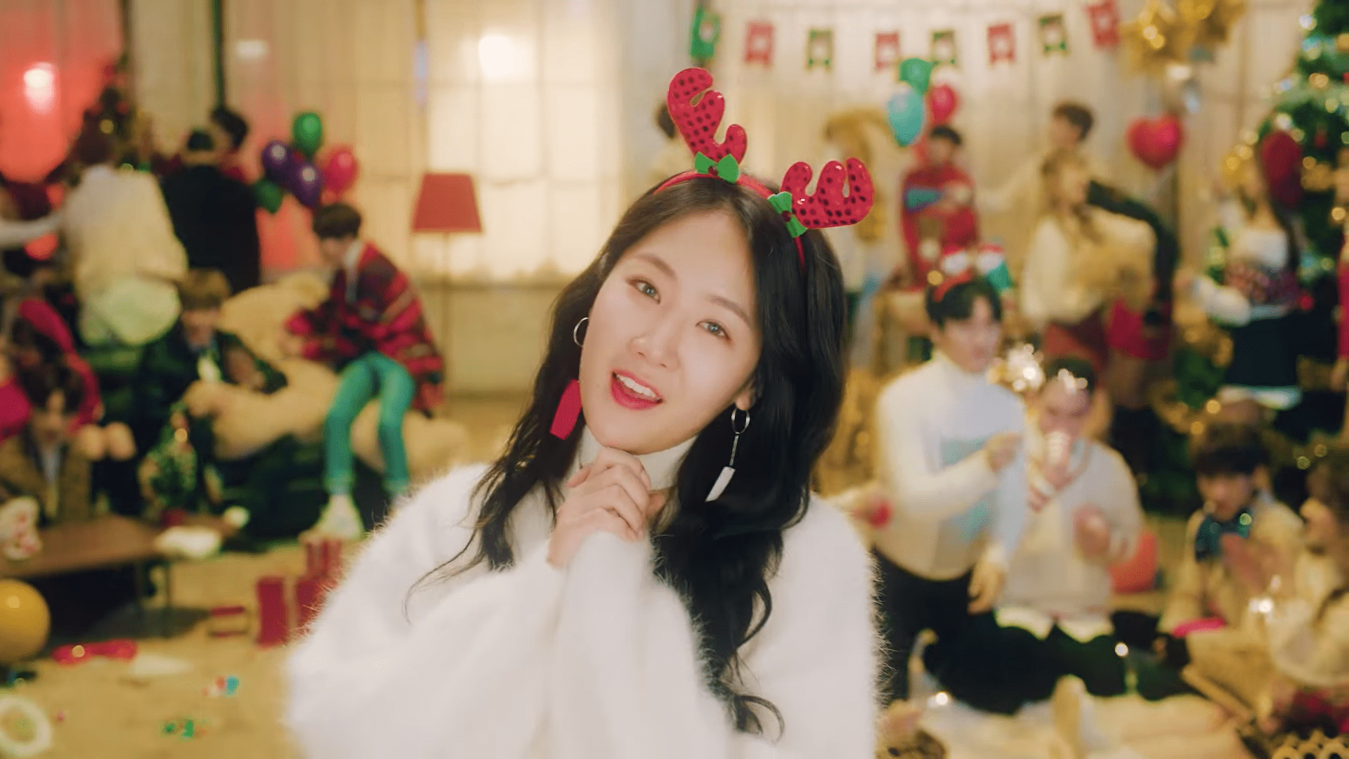 WATCH Starship Drops Teaser Video For "Christmas Day" MV What
